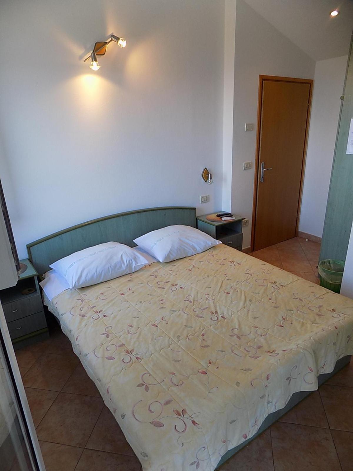 Apartments Tinka เบรอเซส ภายนอก รูปภาพ