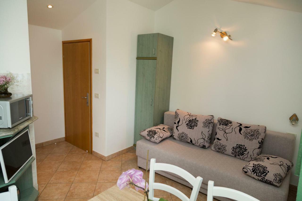 Apartments Tinka เบรอเซส ภายนอก รูปภาพ