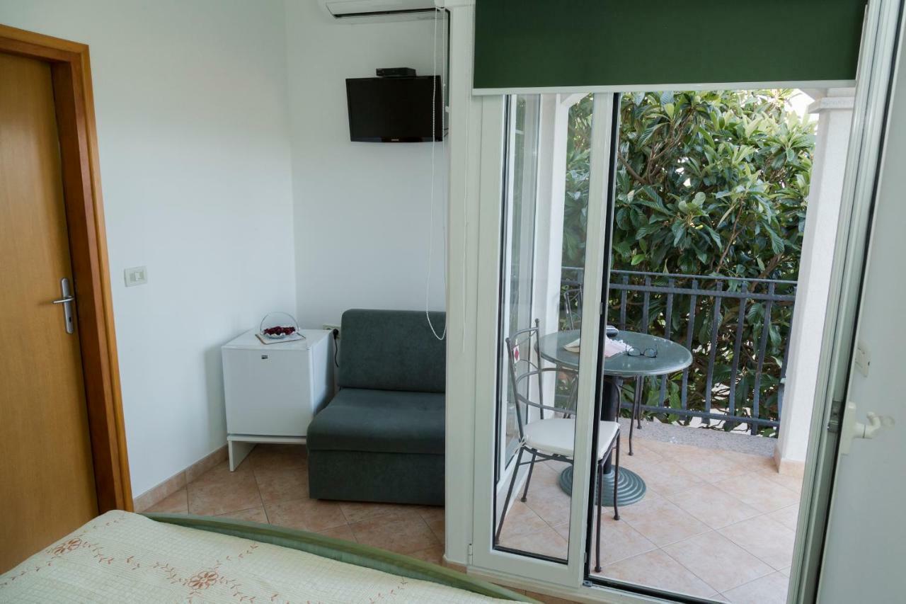 Apartments Tinka เบรอเซส ภายนอก รูปภาพ