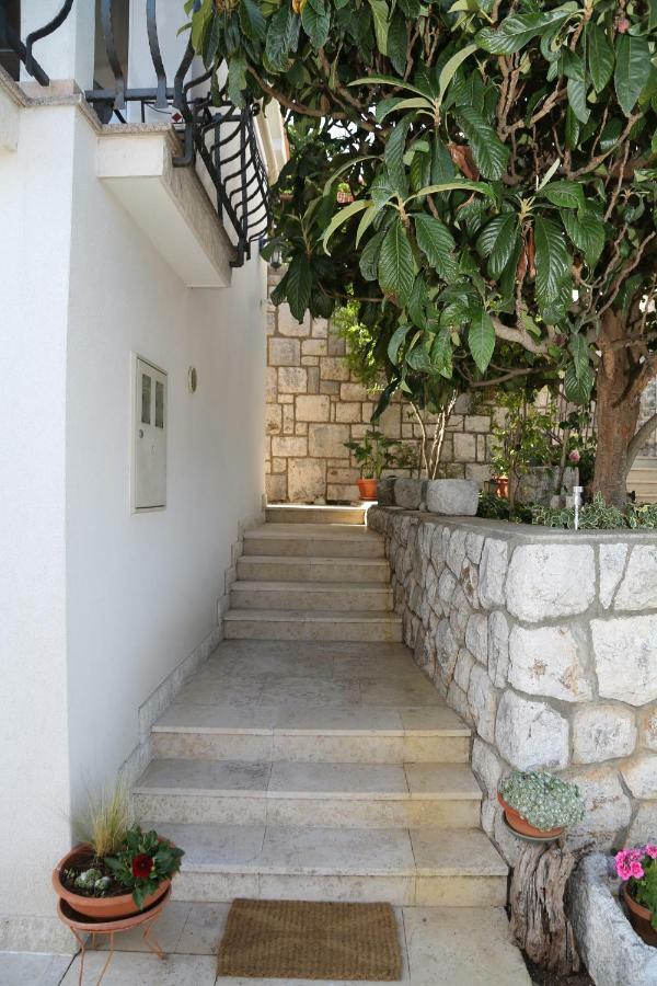 Apartments Tinka เบรอเซส ภายนอก รูปภาพ